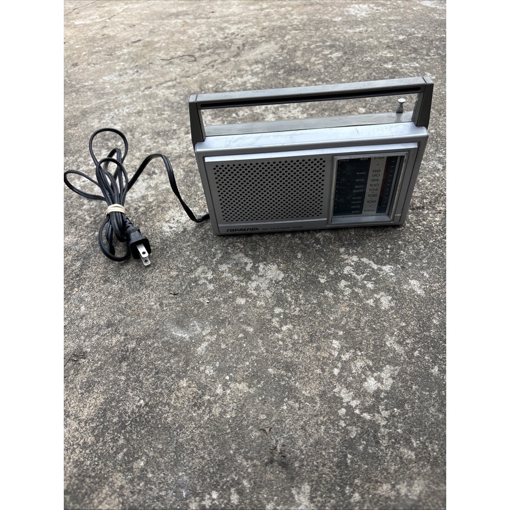 Vtg Tested SoundDesign AM/FM Portable Tabletop Radio Model 2222-(G) Working